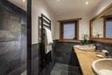 Val D’Isère Luxury Rental Chalet Umbate Shower Room 2