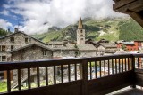 Val d’Isère Luxury Rental Chalet Vasel Balcony