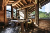 Val d’Isère Luxury Rental Chalet Vasel Dining Area