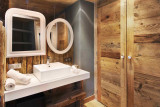 Val D'Isère Location Chalet Luxe Vonsonite Salle De Bain 