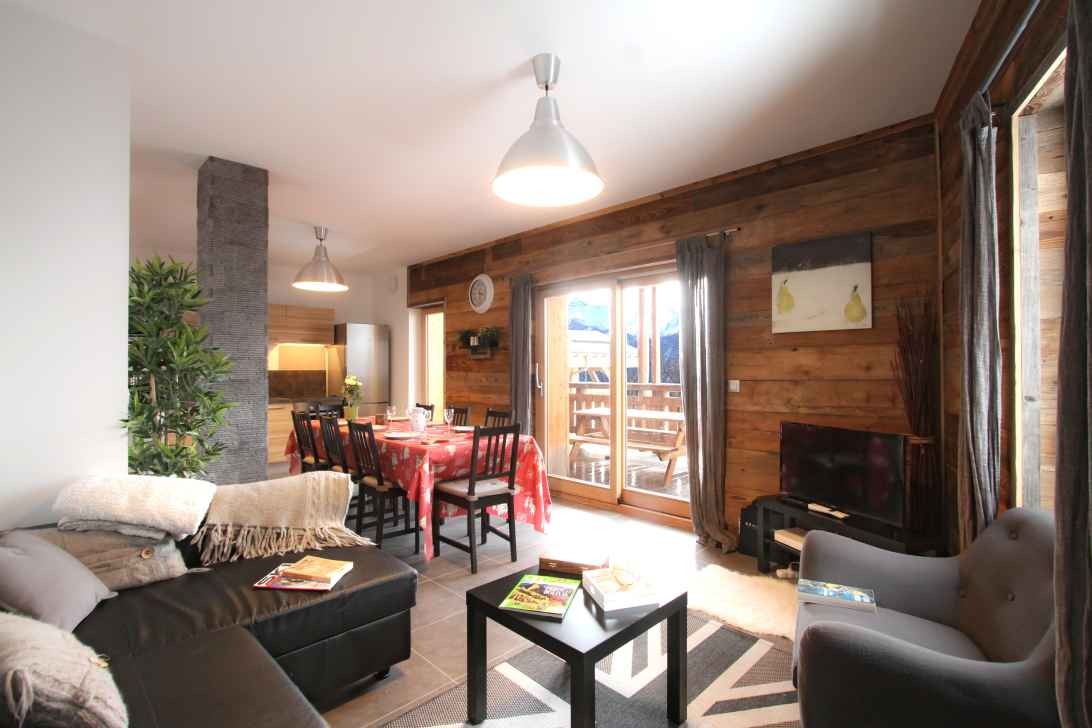Alpe d'Huez Luxury Rental Chalet Abenekite Living Room