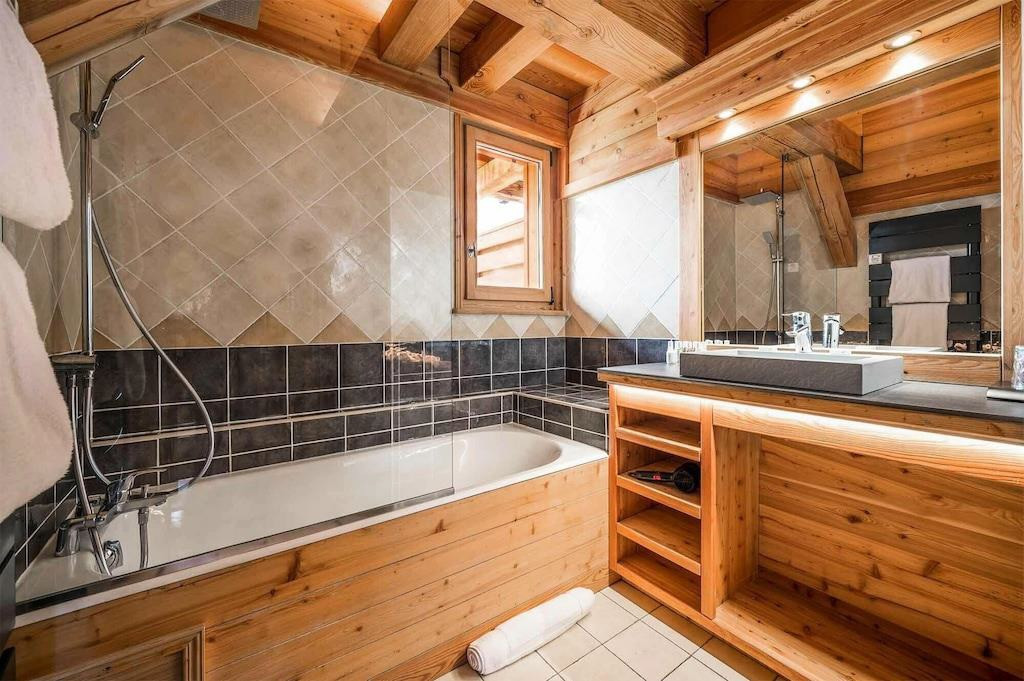 Alpe D'Huez Location Chalet Luxe Abenikite Baignoire 