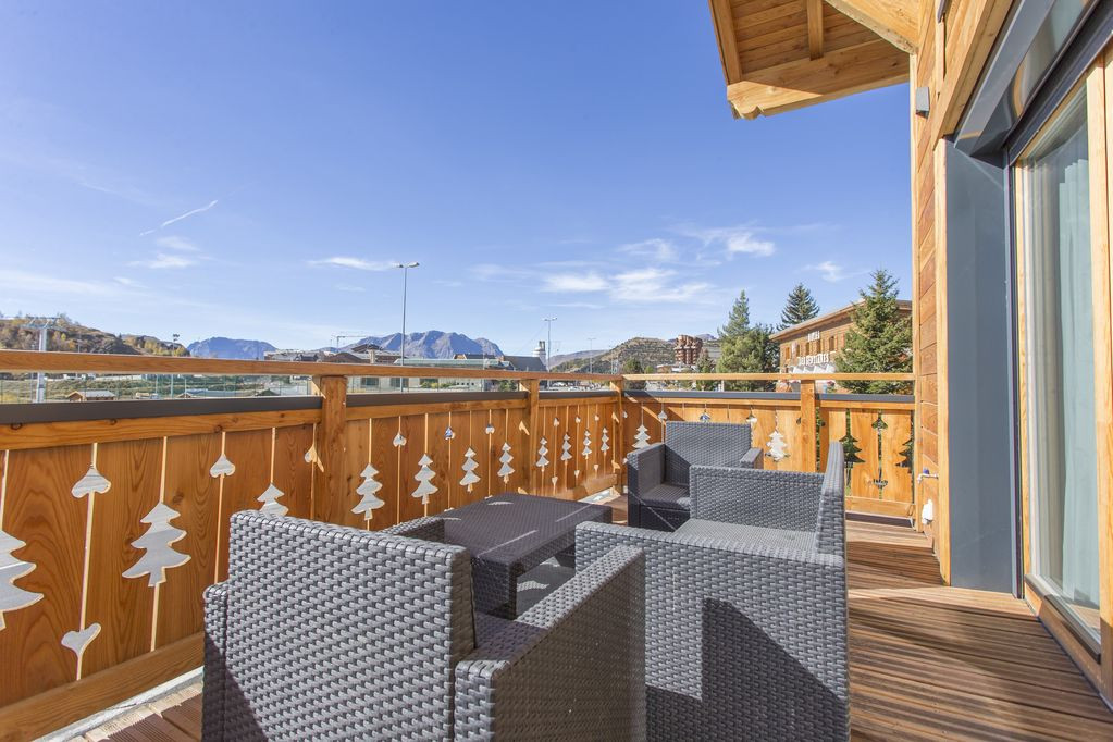 Alpe D'Huez Location Chalet Luxe Acumanite Balcon 1