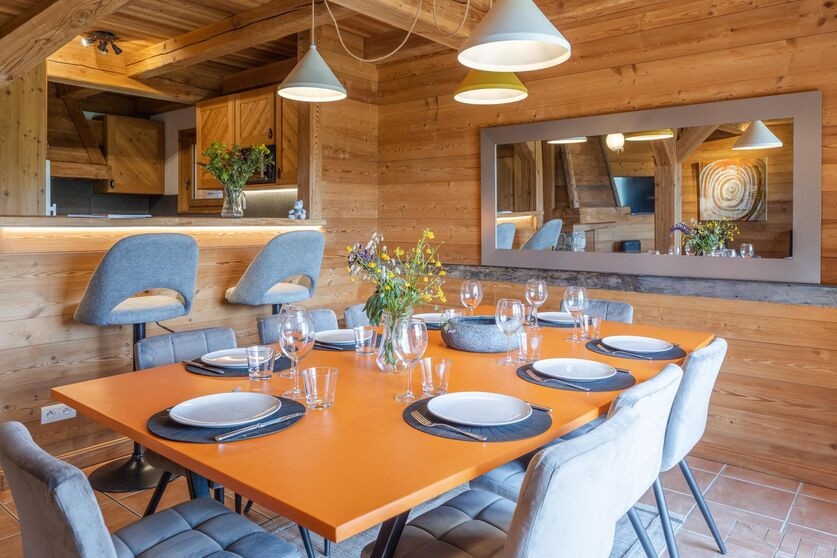 Alpes D'Huez Location Chalet Luxe Arbraki Salle A Manger 