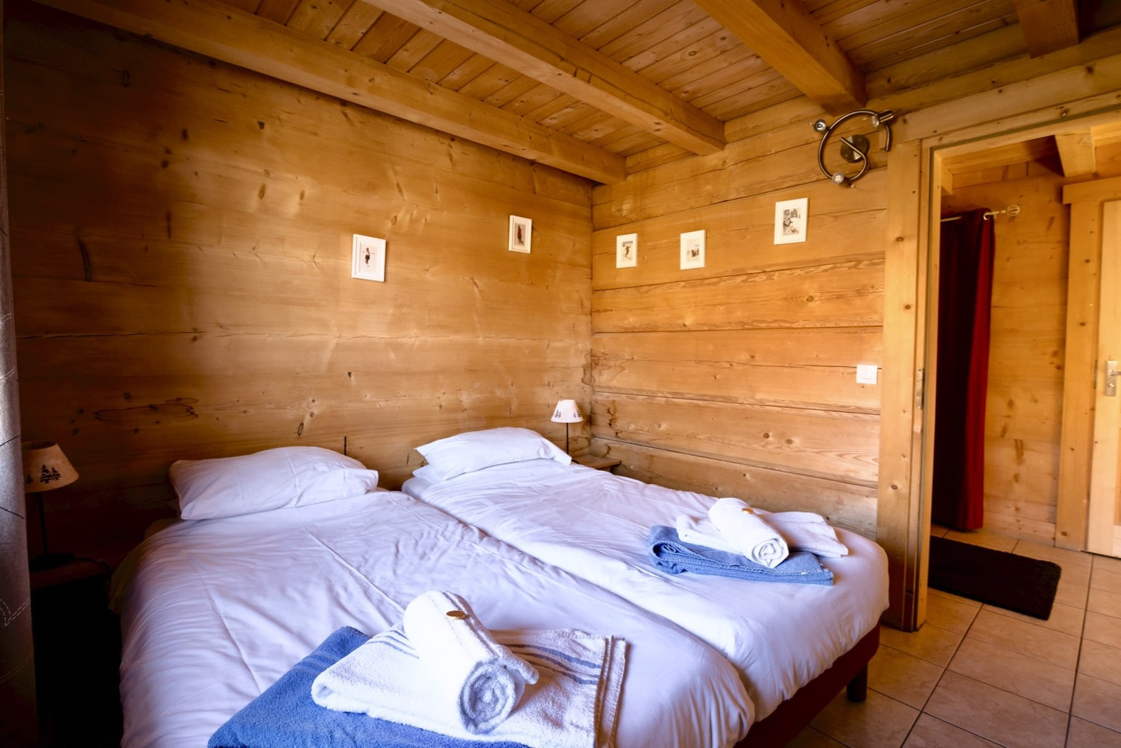 Alpe D'Huez Location Chalet Luxe Mina Chambre 