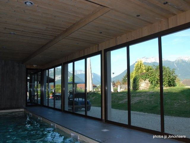 Annecy Location Appartement Dans Résidence Luxe Starlite Piscine Intérieure 2