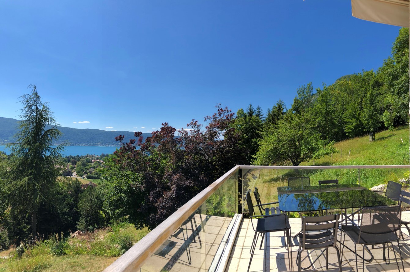 Annecy Luxury Rental Villa Bowanite Terrace