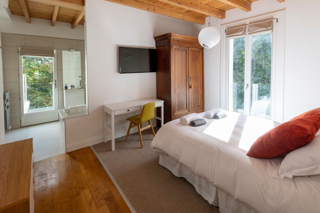 Annecy Location Villa Luxe Hemitite Chambre