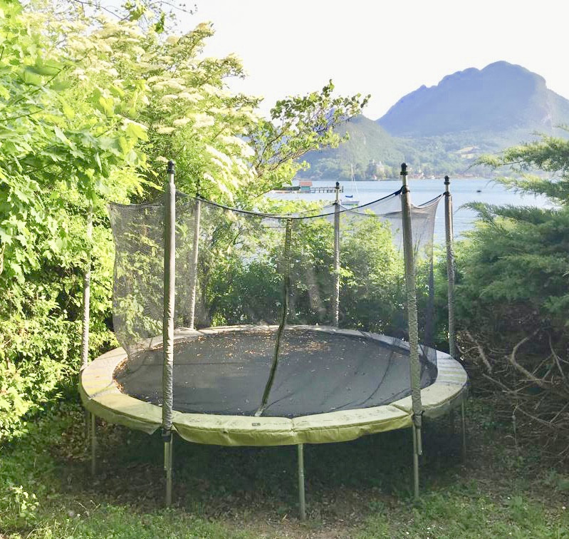 Annecy Location Villa Luxe Howelite Trampoline