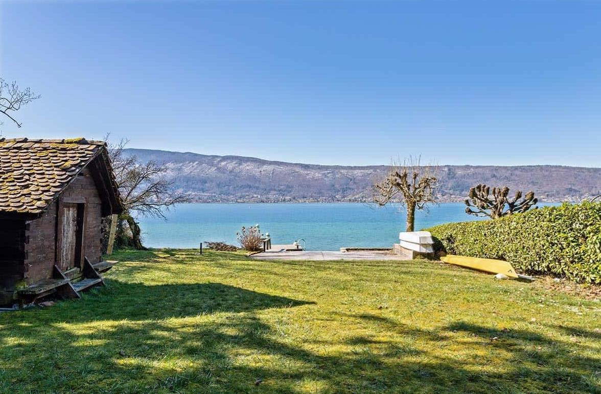 Annecy Location Villa Luxe Howlate Jardin 