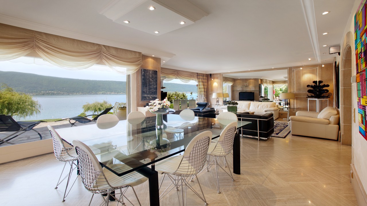 Annecy Luxury Rental Villa Pierre de Fee Living Area