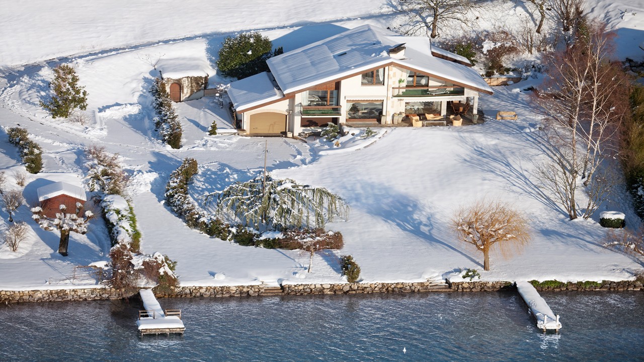 Annecy Location Villa Luxe Pierre de Fee Vue Neige