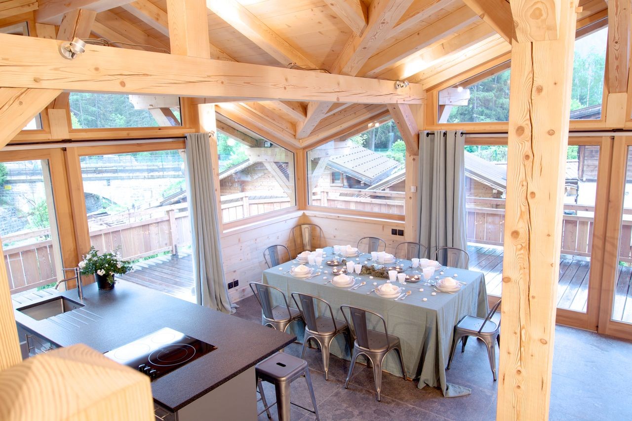 Chamonix Luxury Rental Chalet Cancrinite Dining Area 2