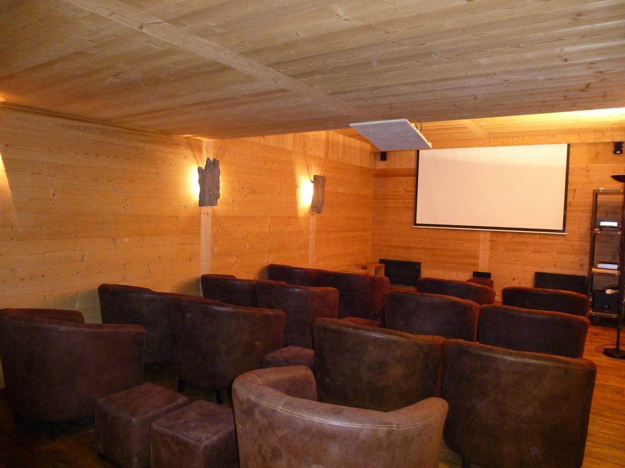 Argentière Location Chalet Luxe Cancrinite Salle Cinéma