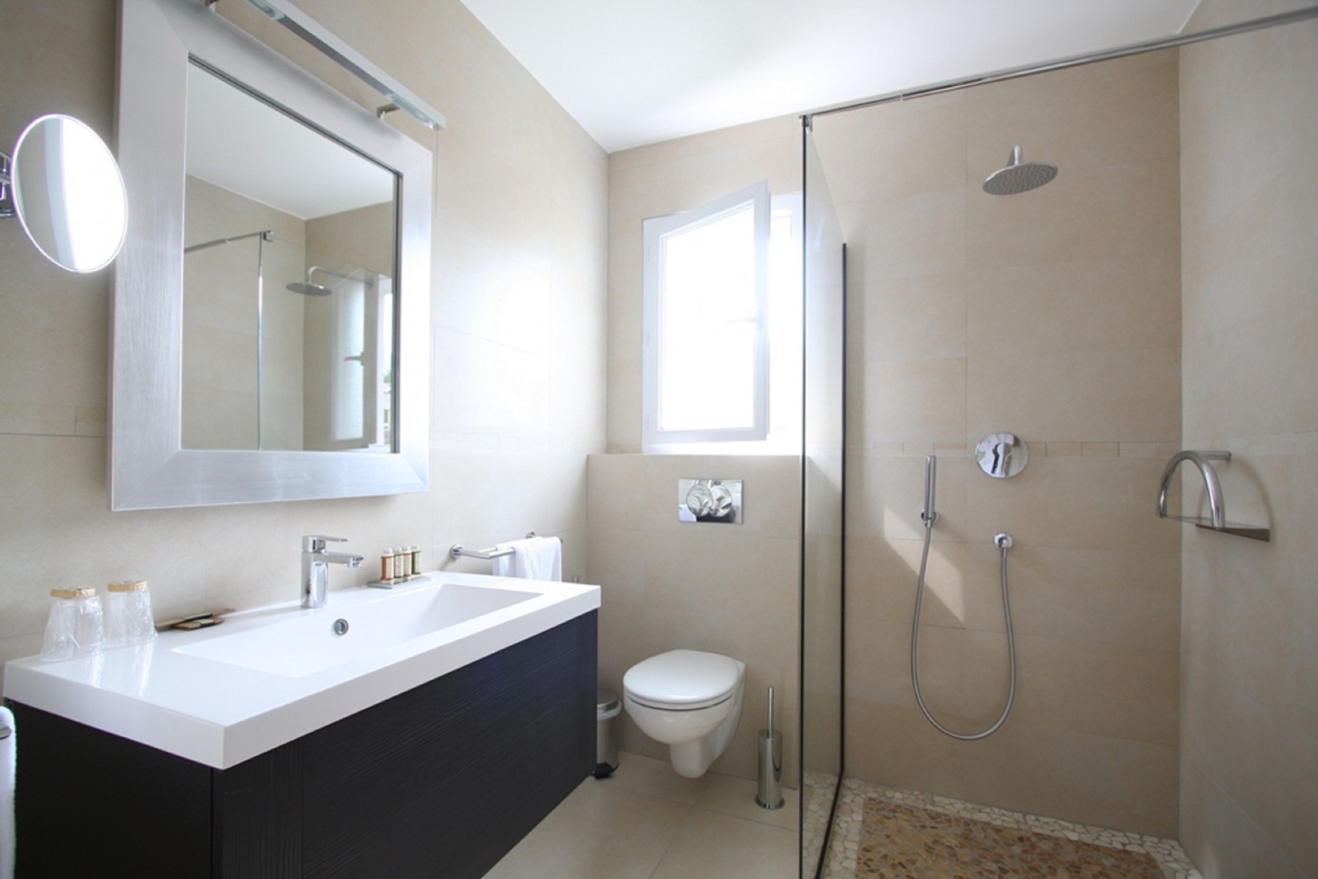 Calvi Location Villa Luxe Cresson Salle de Douche