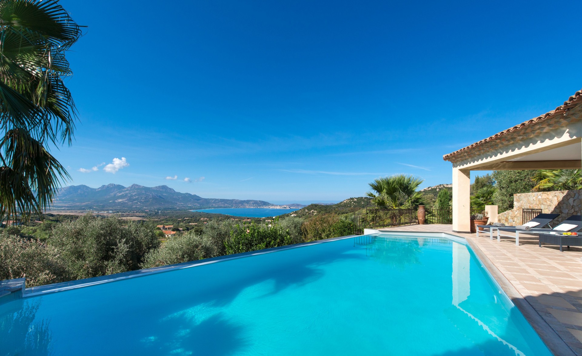 Calvi Location Villa Luxe Diademe Royal Piscine