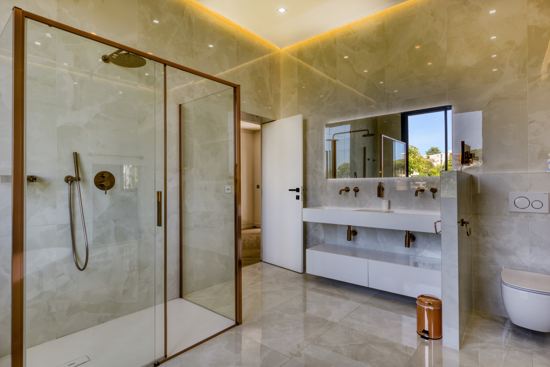 Cannes Location Villa Luxe Cajila Douche Or 