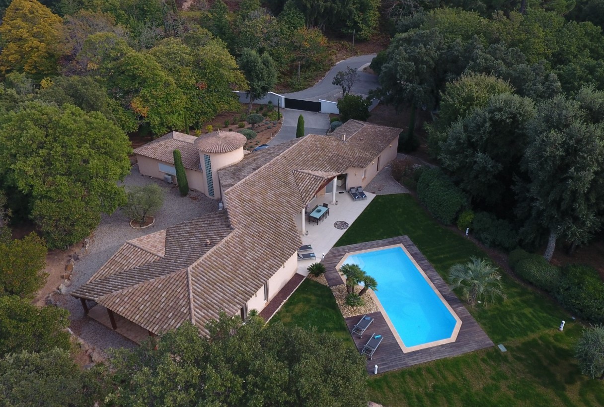 Cannes Luxury Rental Villa Carraluma View