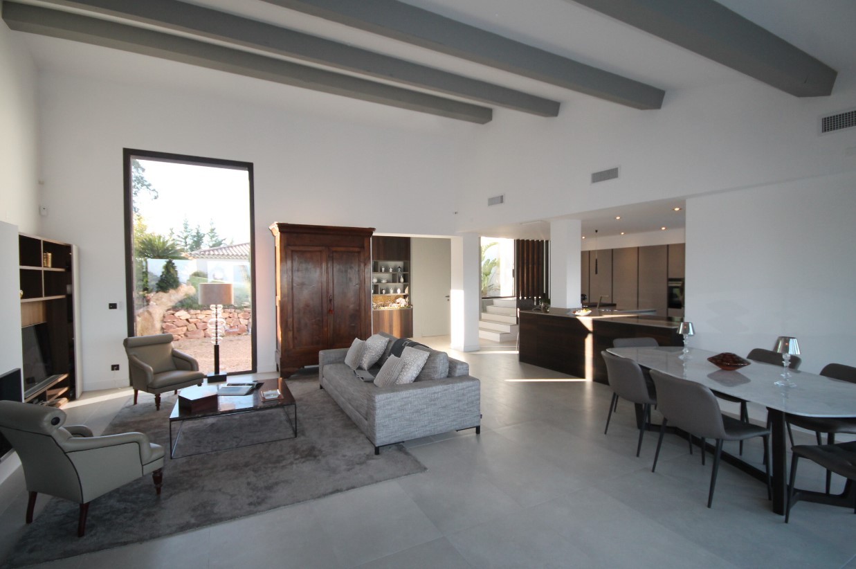 Cannes Luxury Rental Villa Coronille Living Room