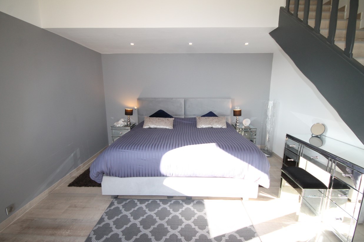 Cannes Luxury Rental Villa Corydale Bedroom