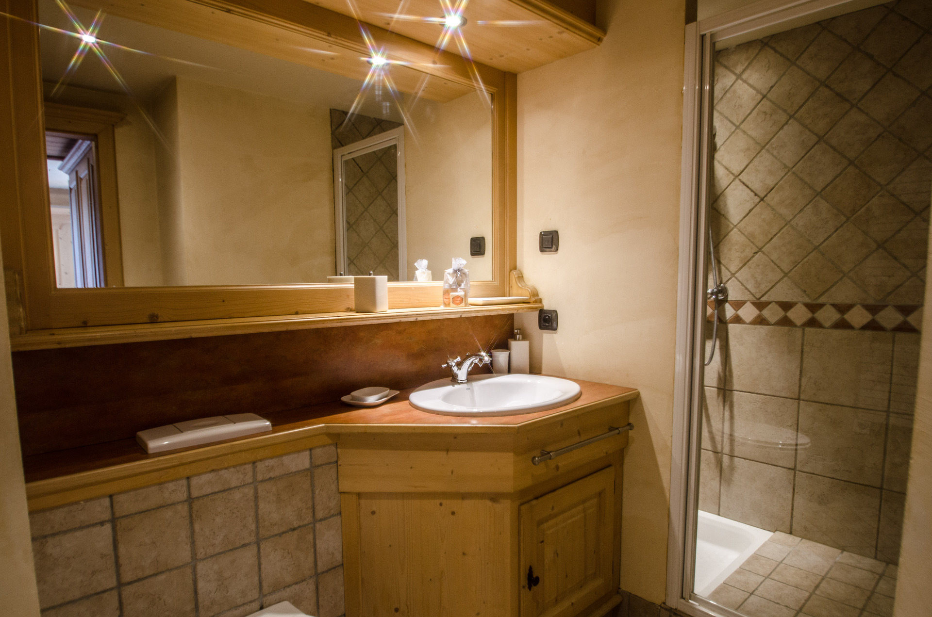Chamonix Location Appartement Dans Chalet Luxe Cotterite Salle De Bain