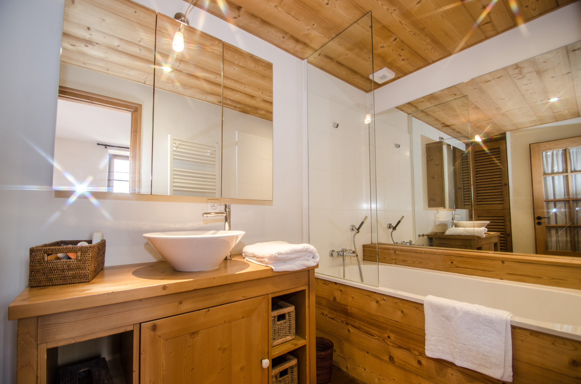 Chamonix Location Appartement Dans Chalet Luxe Malysse Salle De Bain 1