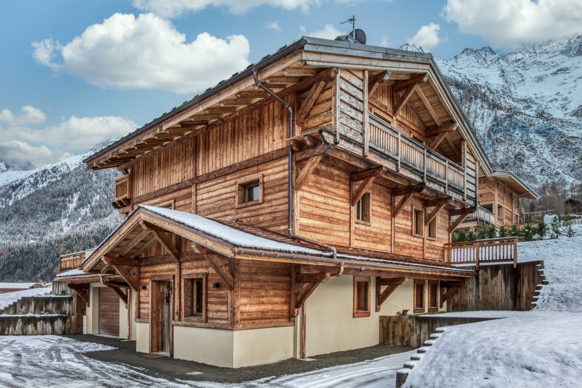 Chamonix Location Chalet Luxe Beryl Chalet Facade 