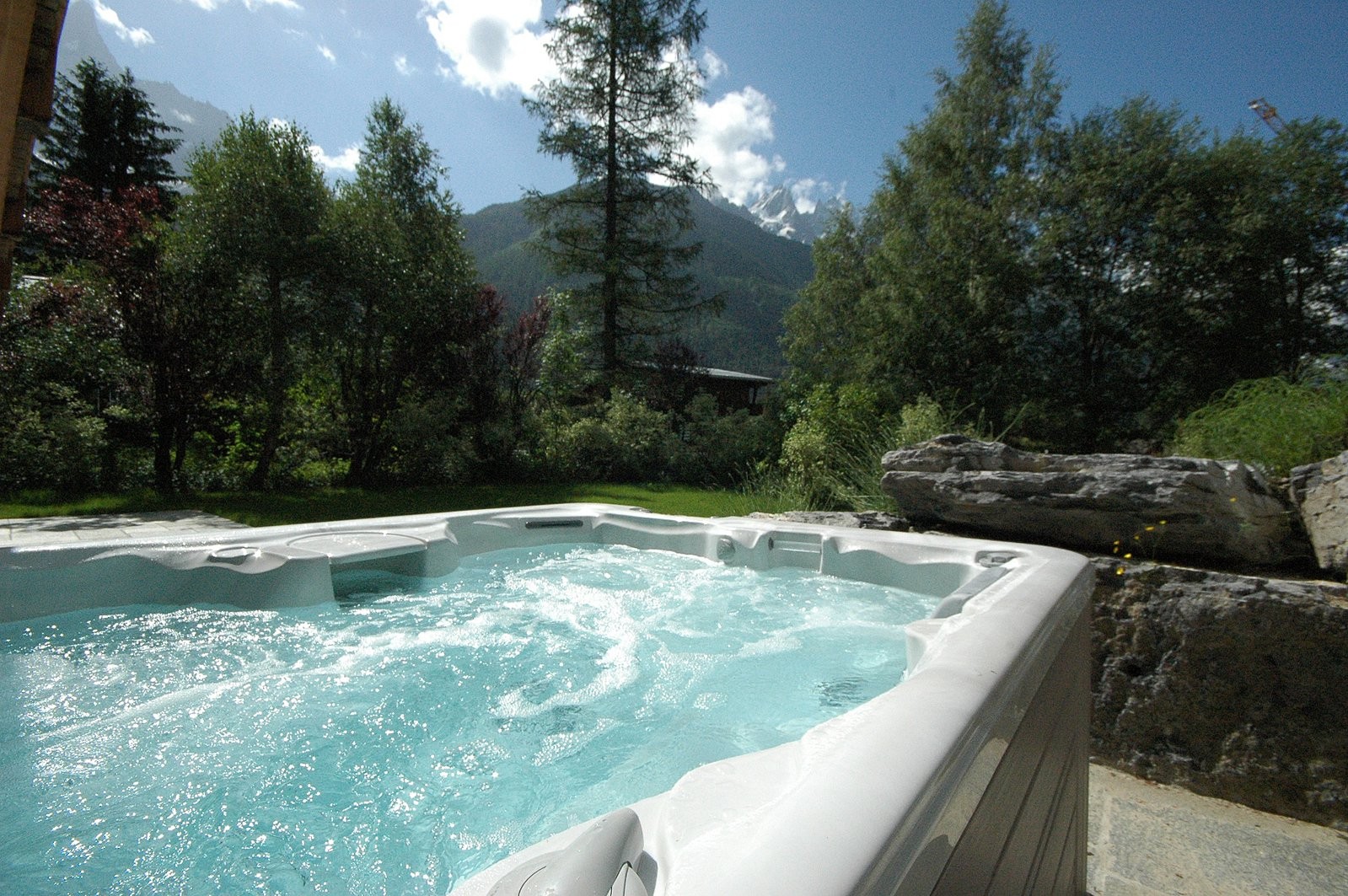 Chamonix Location Chalet Luxe Coracite Jacuzzi