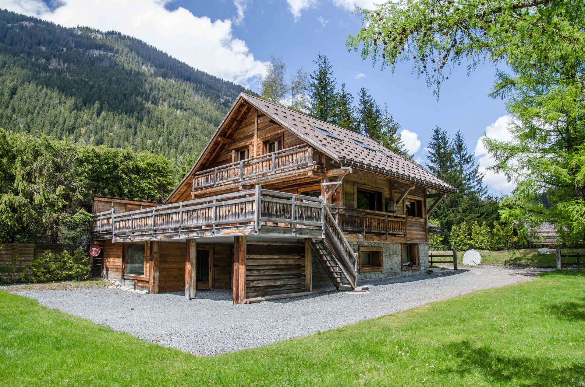 Chamonix Location Chalet Luxe Coronite Jardin