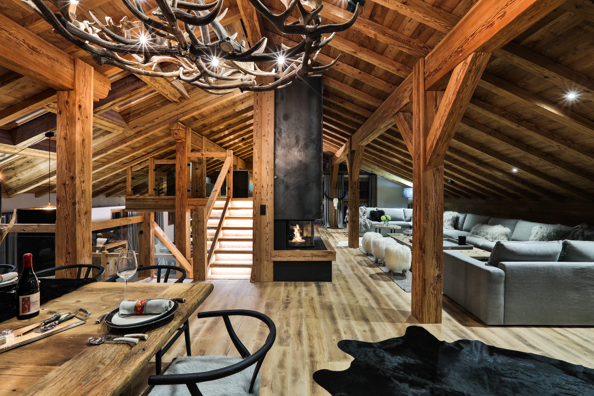 Chamonix Luxury Rental Chalet Coroudin Living Area 4