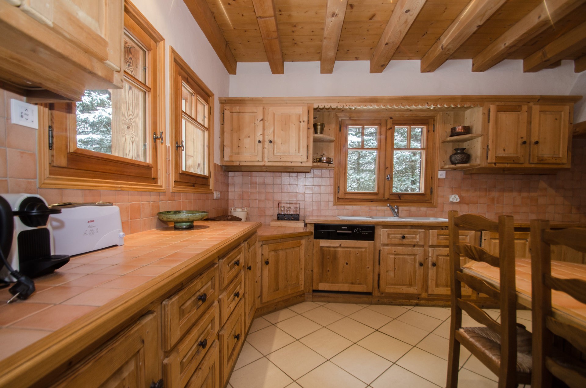 Chamonix Luxury Rental Chalet Corundite Kitchen