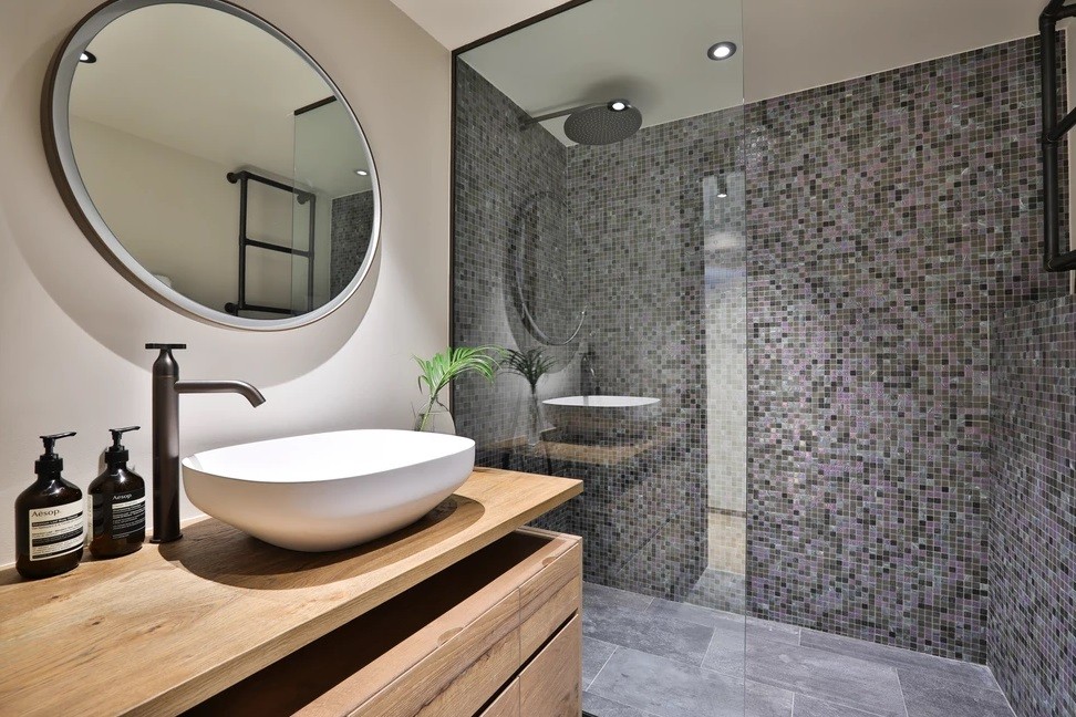 Chamonix Luxury Rental Chalet Cotarix Shower Room