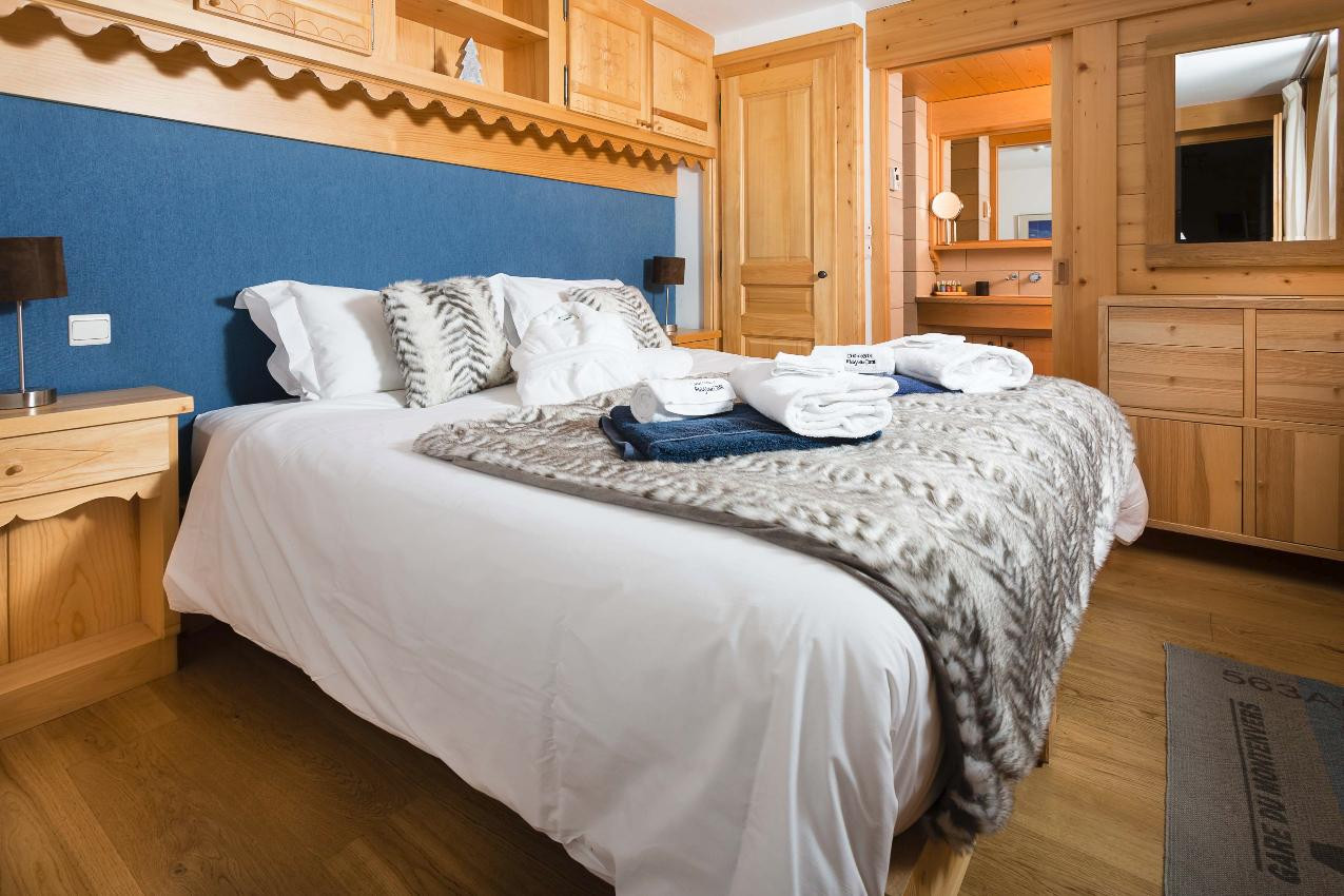 Chamonix Location Chalet Luxe Defernite Chambre Bleue