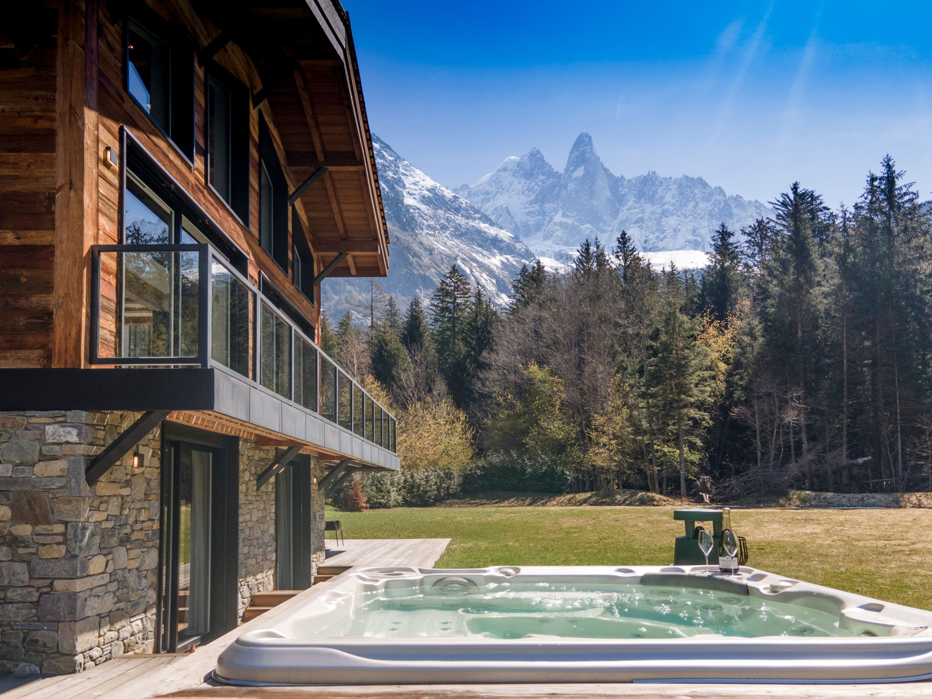 Chamonix Location Chalet Luxe Palandro Jacuzzi