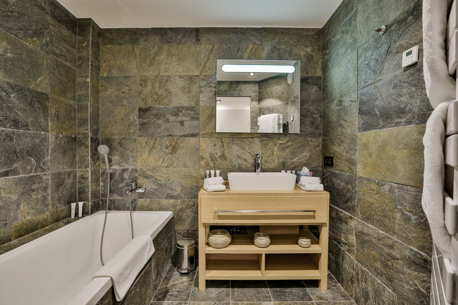 Chamonix Mont Blanc Rental Chalet Luxury Paradamete Bathroom 2