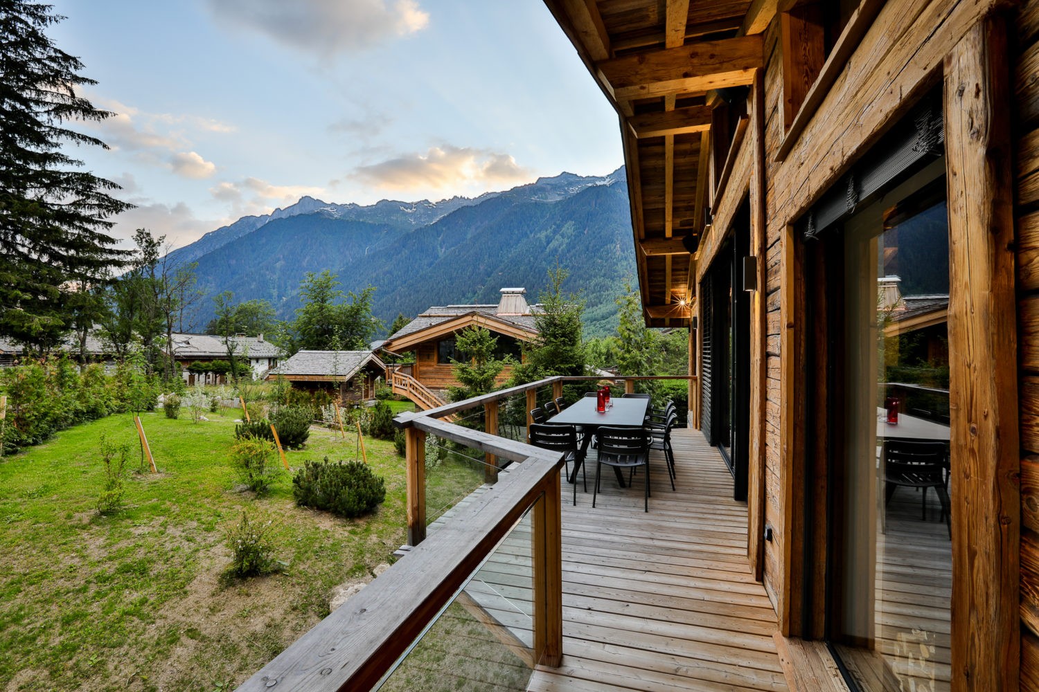 Chamonix Mont Blanc Location Chalet Luxe Paradamyte Terrasse 