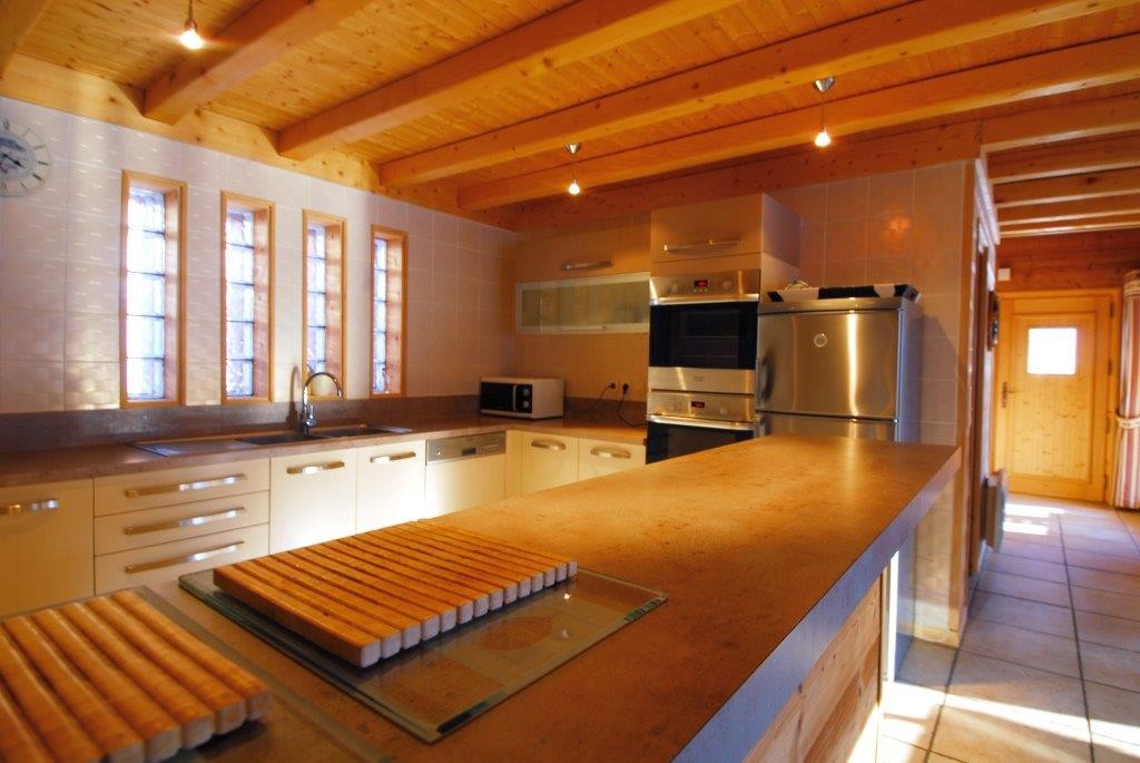 Chatel Luxury Rental Chalet Chalcophanite Kitchen