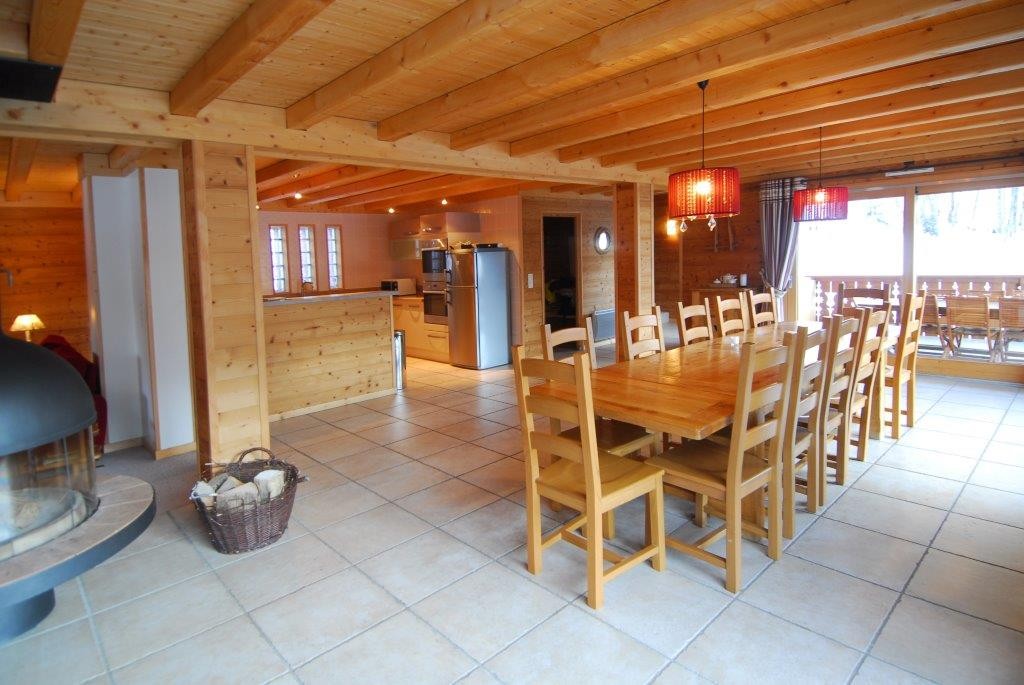 Chatel Luxury Rental Chalet Chalcophanite Dining Area 2