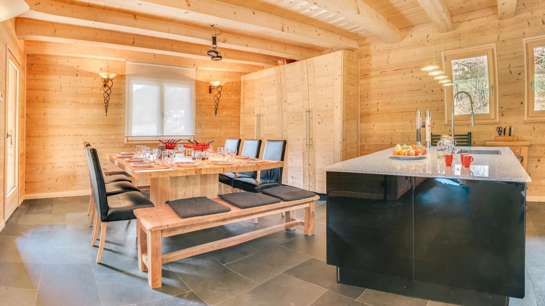 Chatel Luxury Rental Chalet Chalcora Dining Area 2