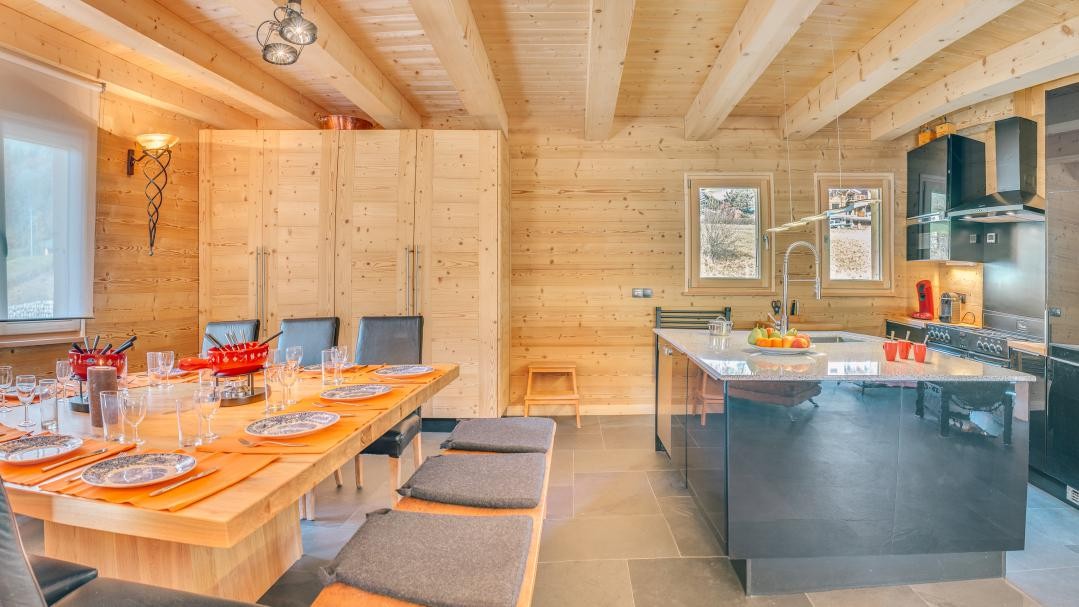Chatel Luxury Rental Chalet Chalcora Dining Area