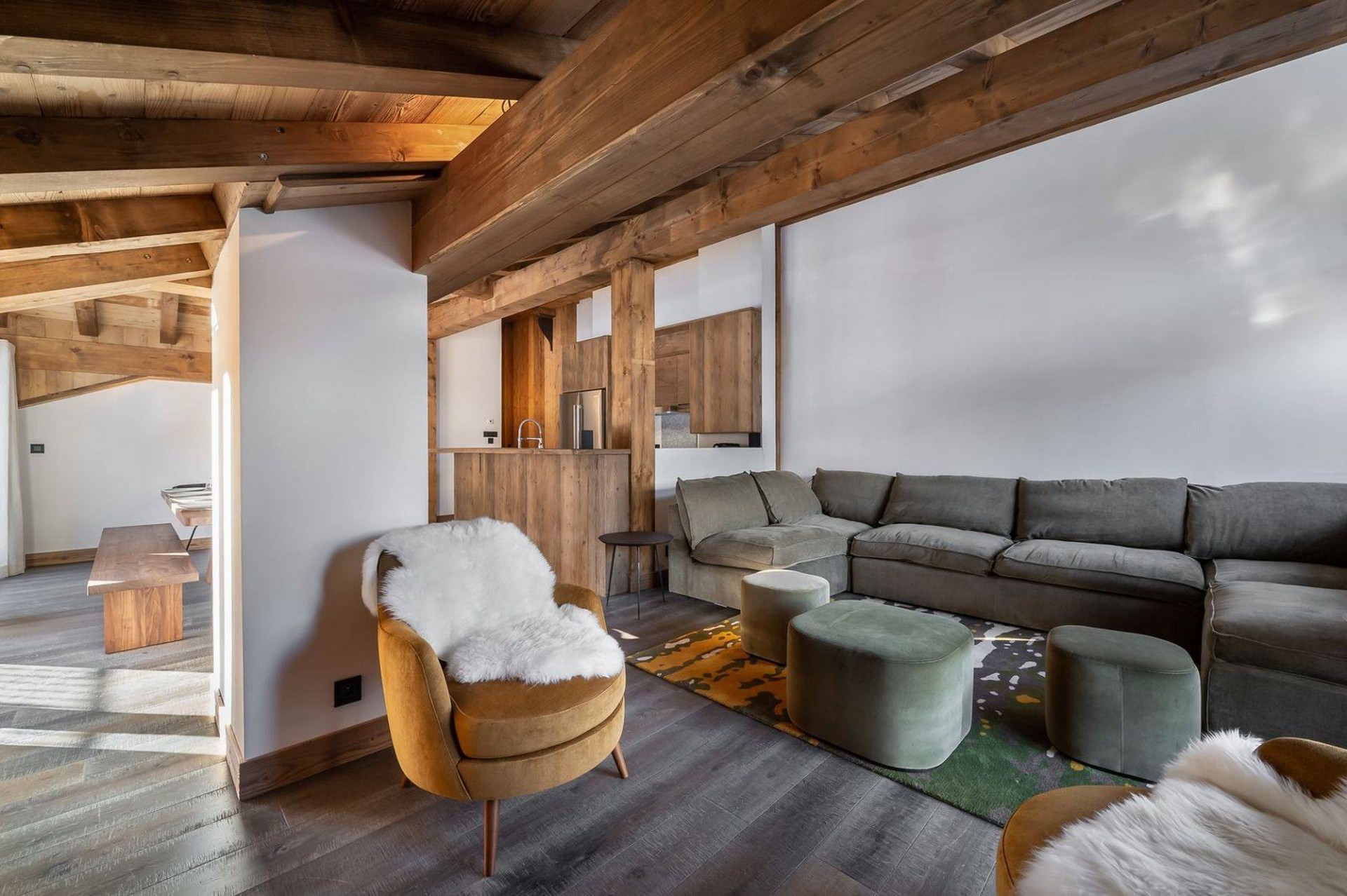 Courchevel 1300 Luxury Rental Appartment Tilanche Living Area 2