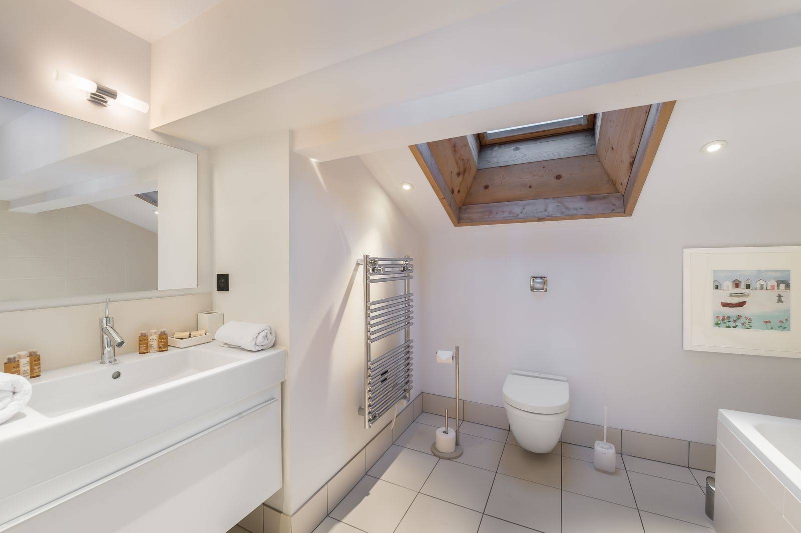 Courchevel 1300 Luxury Rental Chalet Nibate Bathroom 6