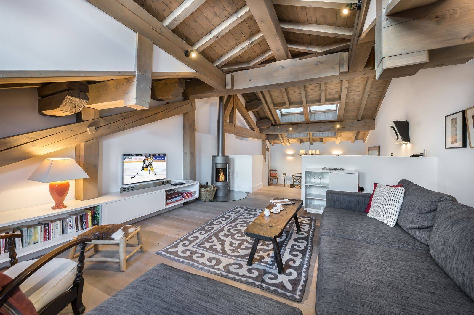 Courchevel 1300 Luxury Rental Chalet Nibate Living Room 4