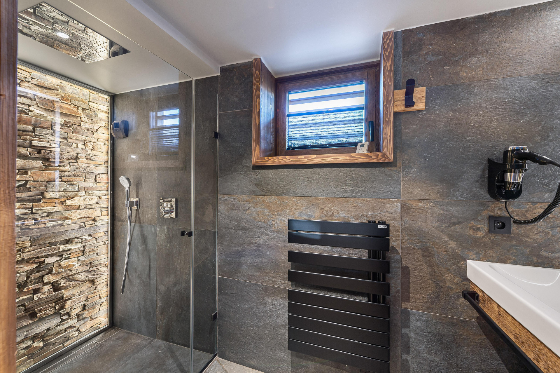 Courchevel 1300 Location Chalet Luxe Tivute Salle De Bain 