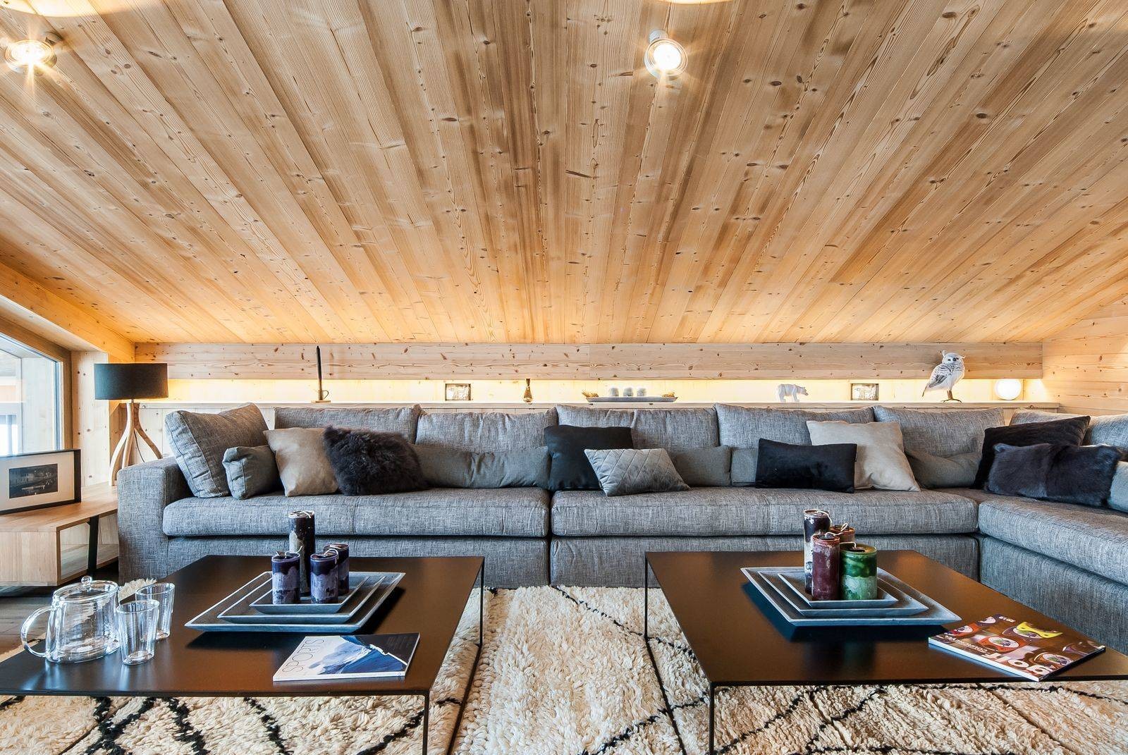 Courchevel 1550 Luxury Rental Chalet Niuron Living Room 2