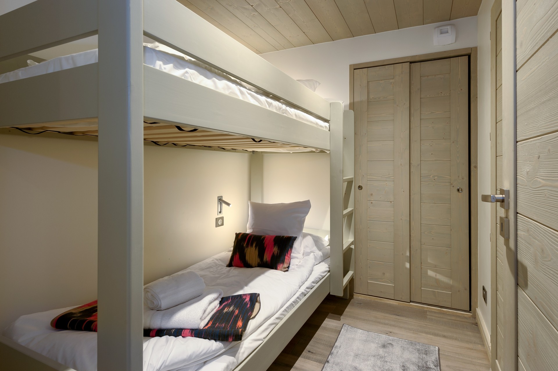 Courchevel 1650 Luxury Rental Appartment Altanto Bedroom 5