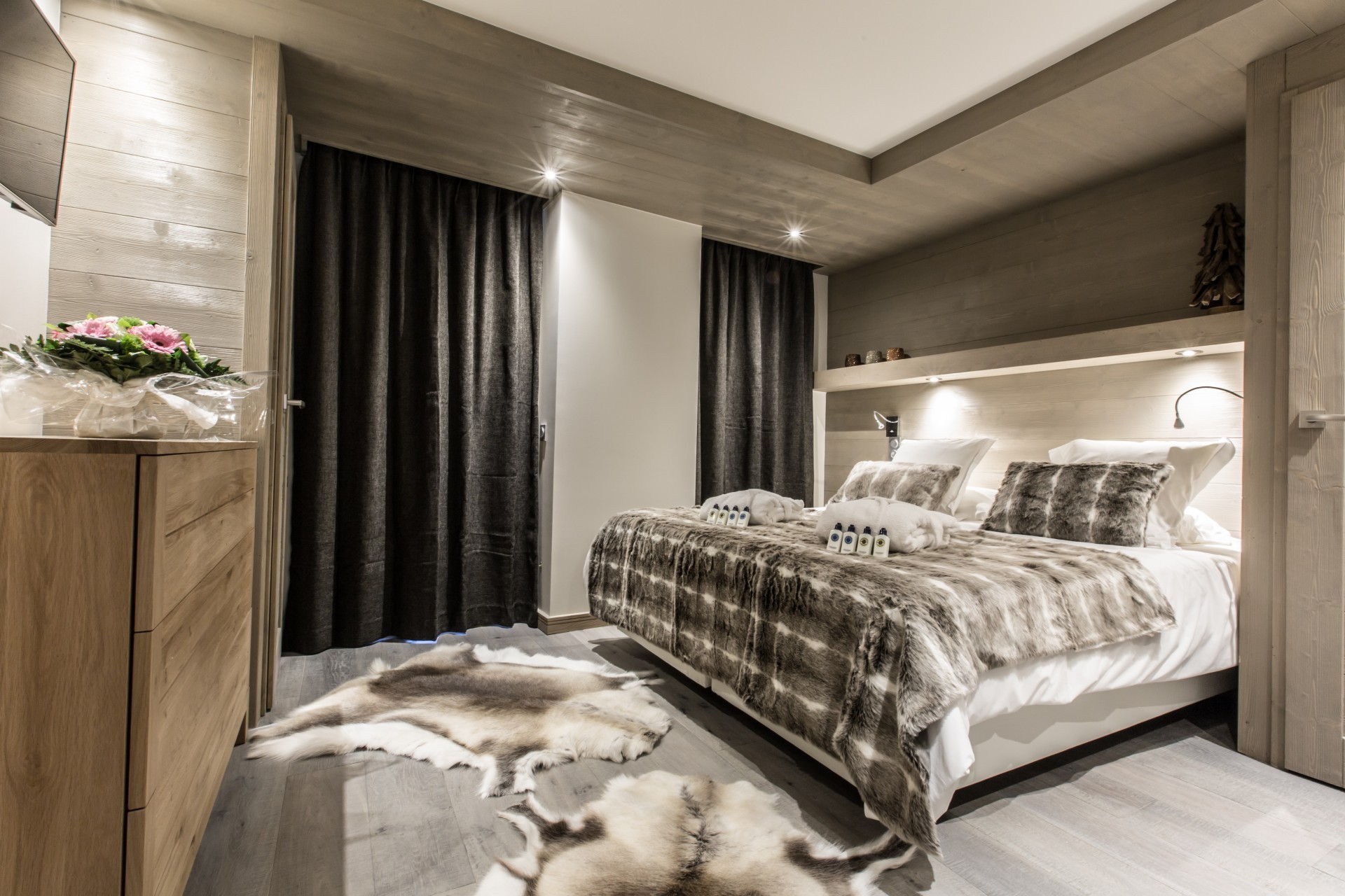 Courchevel 1650 Luxury Rental Appartment Altara Bedroom 2