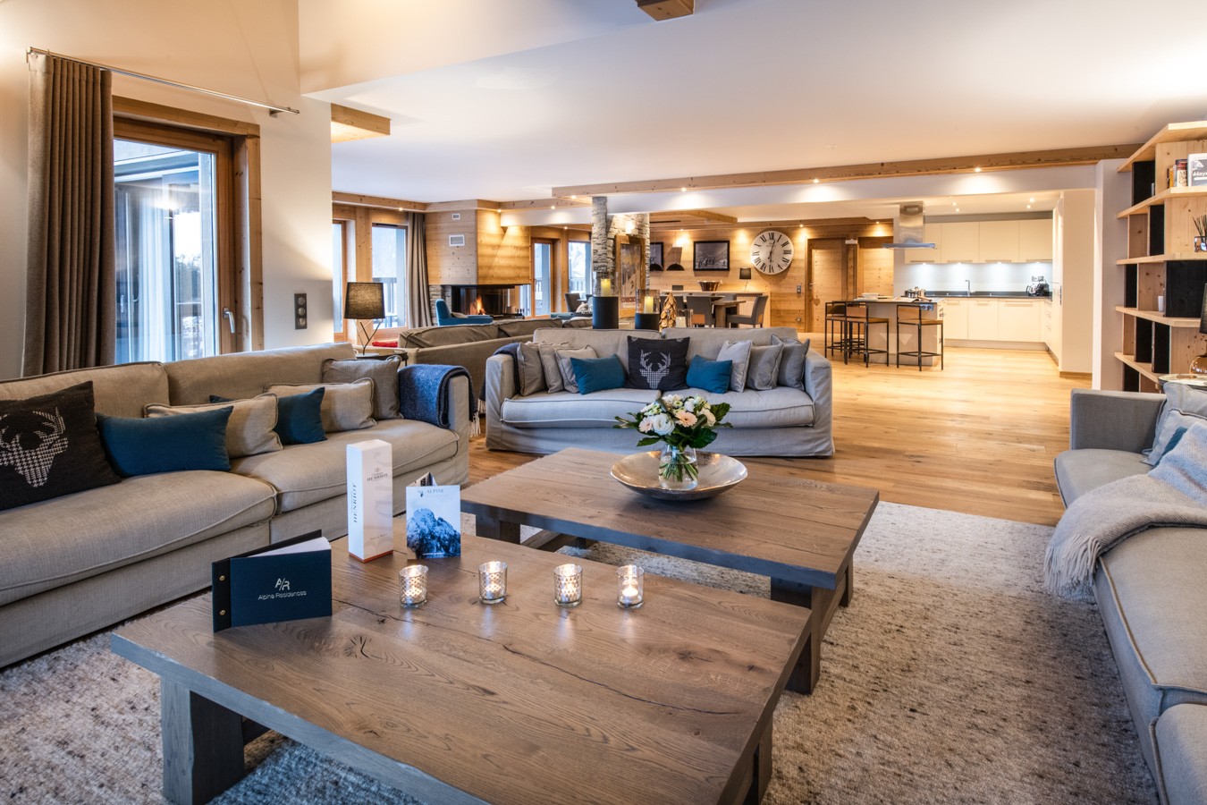 Courchevel 1650 Luxury Rental Appartment Altu Living Room 4