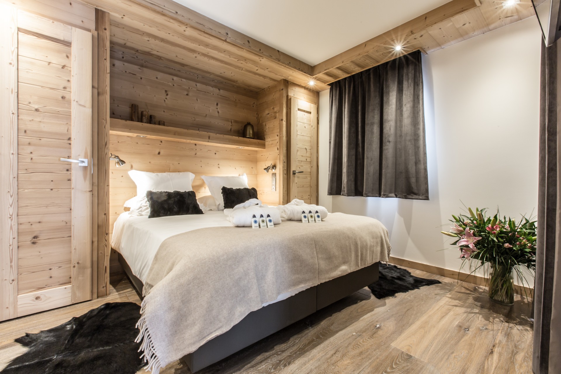 Courchevel 1650 Luxury Rental Appartment Amicite Bedroom