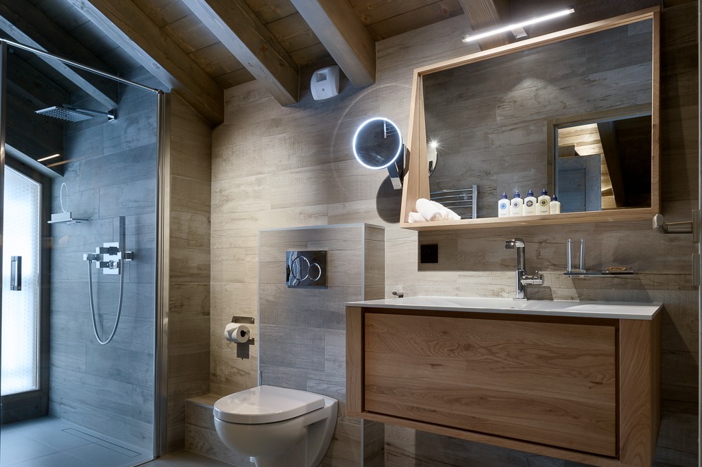 Courchevel 1650 Luxury Rental Appartment Angelite Bathroom 5